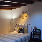 Casa Alfarroba 度假居