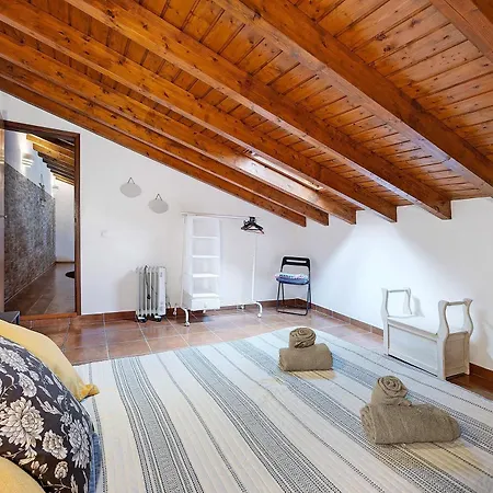 Casa Alfarroba 度假居 Barão de São Miguel