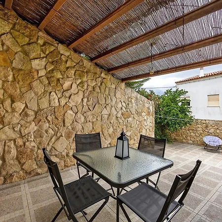 Casa Alfarroba Barão de São Miguel