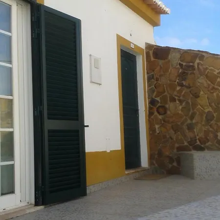 Casa Alfarroba * Barão de São Miguel